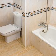 apartamento superior estudio bañera eurhostal