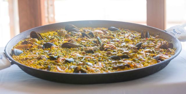 paella mixta la cúpula eurhostal