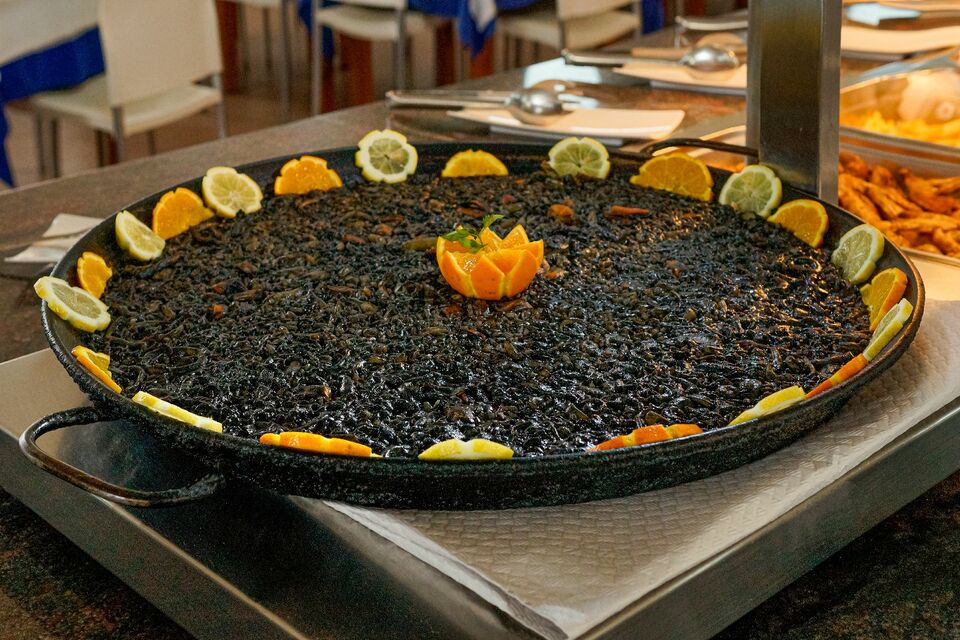 Arroz negro la cúpula eurhostal