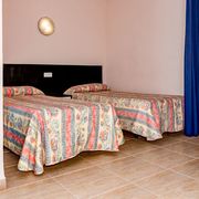 apartamento superior estudio dos camas eurhostal